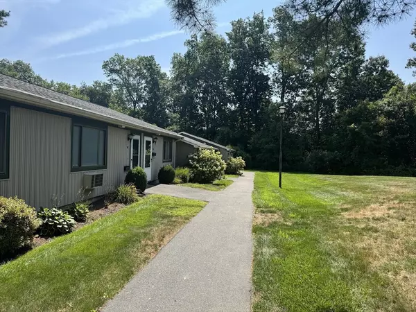 170 E Hadley Road #80, Amherst, MA 01002