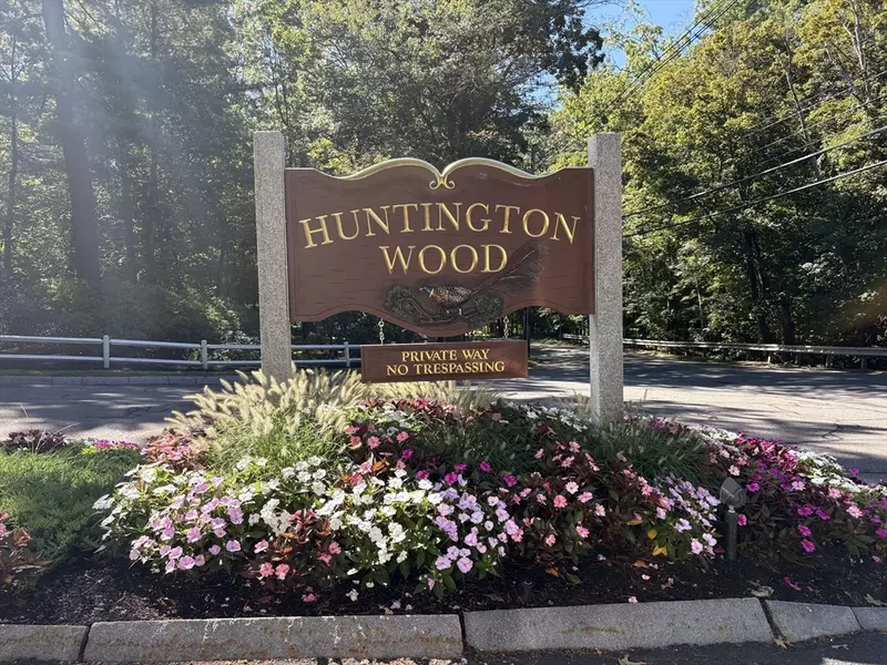 501 Foxwood Circle #501, Peabody, MA 01960