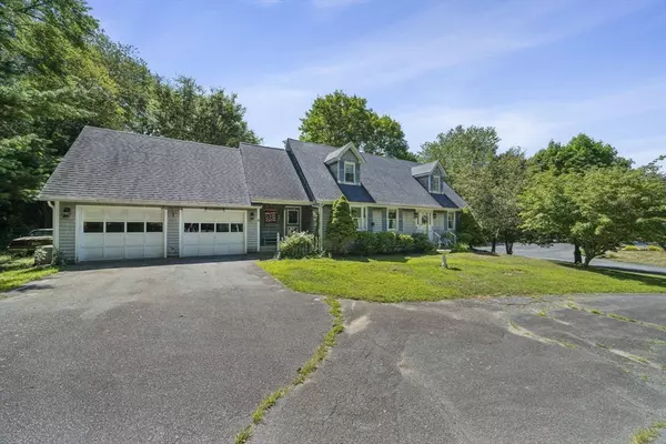 Berkley, MA 02779,5 Green Street
