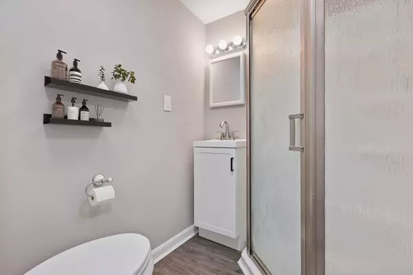 Avon, MA 02322,296 Pond St