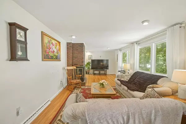 Randolph, MA 02368,6 Darrell Dr