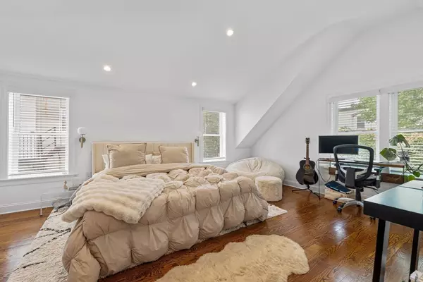 Boston, MA 02128,107 Putnam Street #2