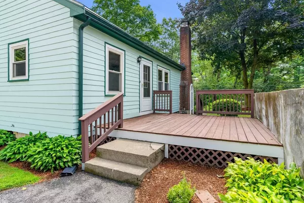 Burlington, MA 01803,11 Terrace Hall Ave