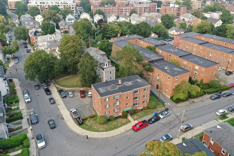 71 Colborne Rd #1B, Boston, MA 02135