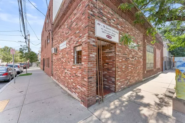Chelsea, MA 02150,111 Shurtleff Street