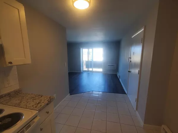 Boston, MA 02126,815 Morton #21