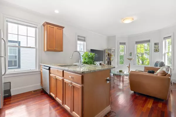 Cambridge, MA 02141,10 Marney Street #2