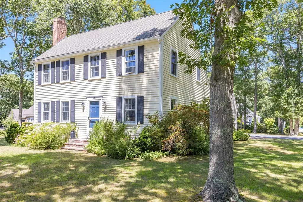 Barnstable, MA 02635,12 Tracey Road