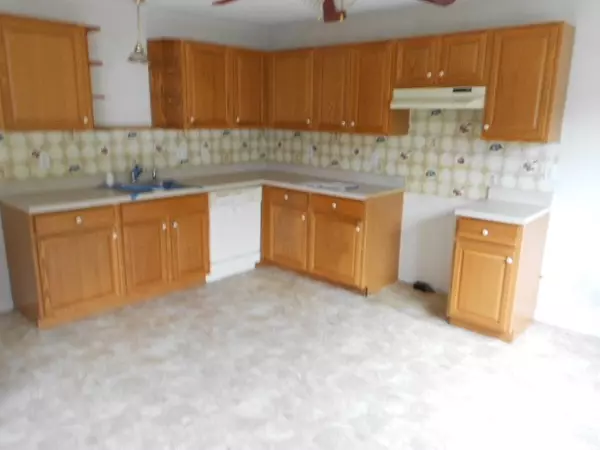 Bellingham, MA 02019,60 Freeman St