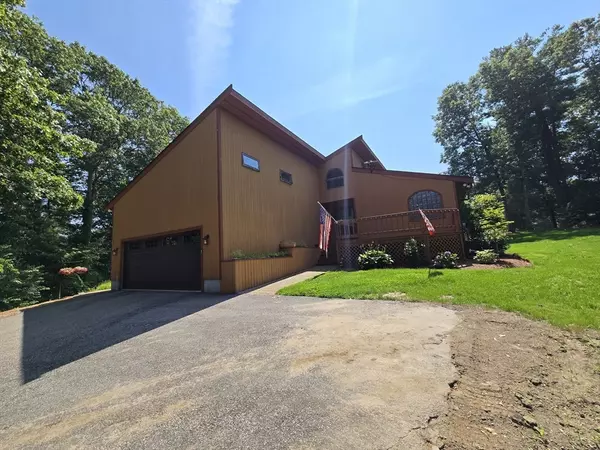 Berkley, MA 02779,81 Sanford St