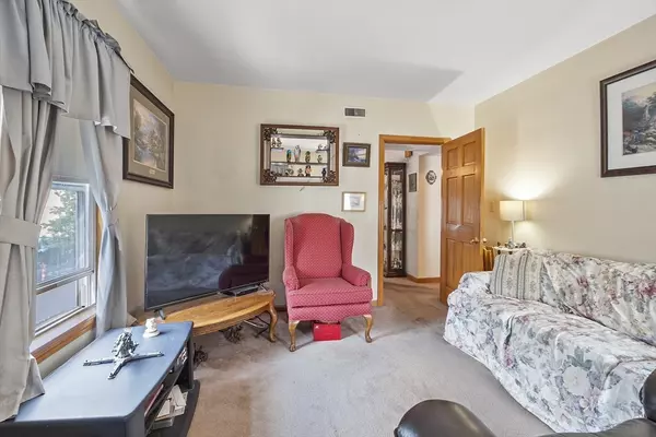 Somerville, MA 02143,39 Berkeley St