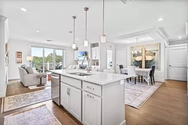 Atkinson, NH 03811,7 Longview Drive #305