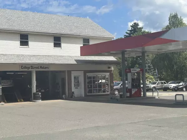 Amherst, MA 01002,260 College St.