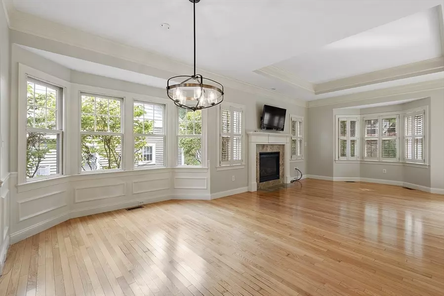 11 Cole Dr #11, Hopkinton, MA 01748