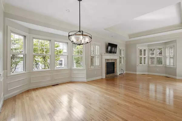 11 Cole Dr #11, Hopkinton, MA 01748