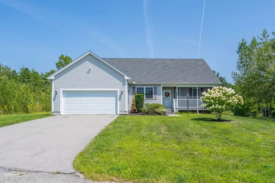 16 Concord Ct #16, Webster, MA 01570