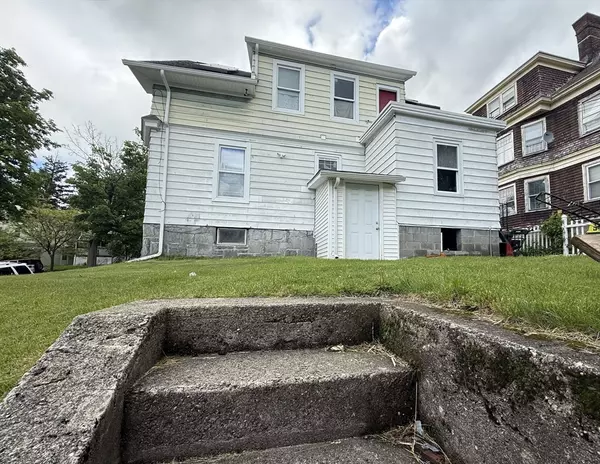 Worcester, MA 01603,12 Stoneland Rd