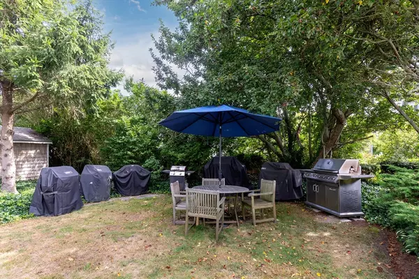 Provincetown, MA 02657,616 Commercial St #15