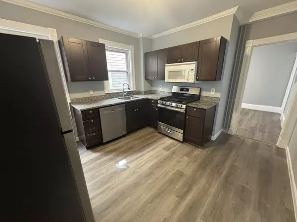 Boston, MA 02125,18 Chase Street #1