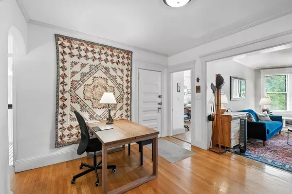 Cambridge, MA 02138,26 Hurlbut Street #3