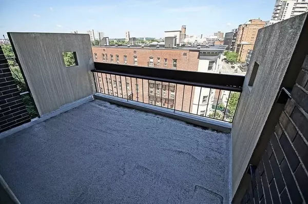 Cambridge, MA 02139,872 Massachusetts Ave #801