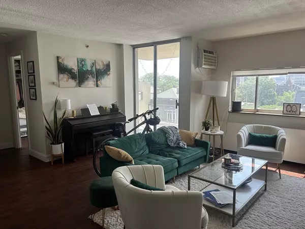 Cambridge, MA 02139,872 Massachusetts Ave #801