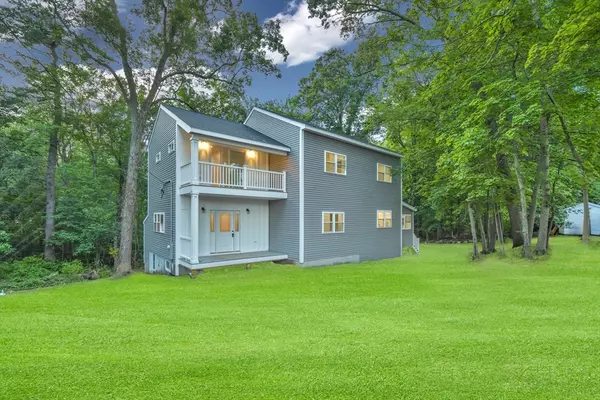10 Exeter St, Brockton, MA 02302