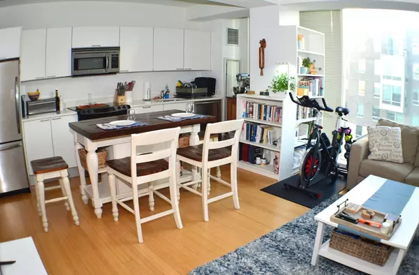 2 Earhart St #514, Cambridge, MA 02141