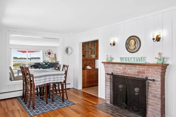 Falmouth, MA 02536,27 Sycamore St