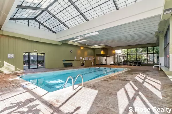 Brookline, MA 02445,1731 Beacon St #1502