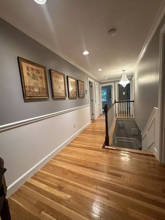 Canton, MA 02021,186 Pecunit Street