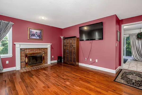 Shirley, MA 01464,10 Baywoods Drive