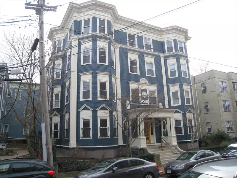 88 Hancock #2, Cambridge, MA 02139