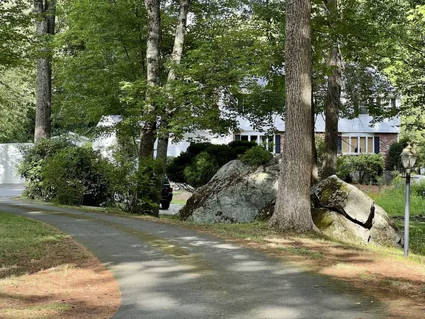 Newbury, MA 01922,7 Parker River Drive
