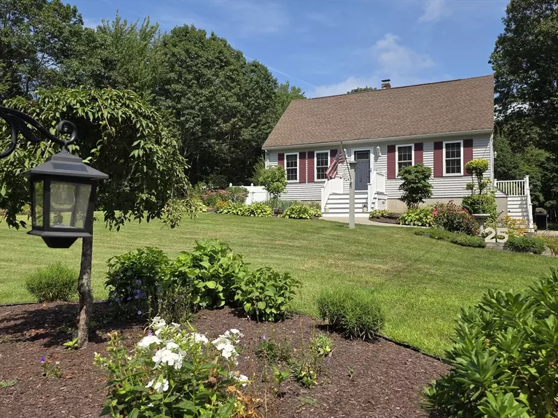 25 Fairbanks Ct, Douglas, MA 01516