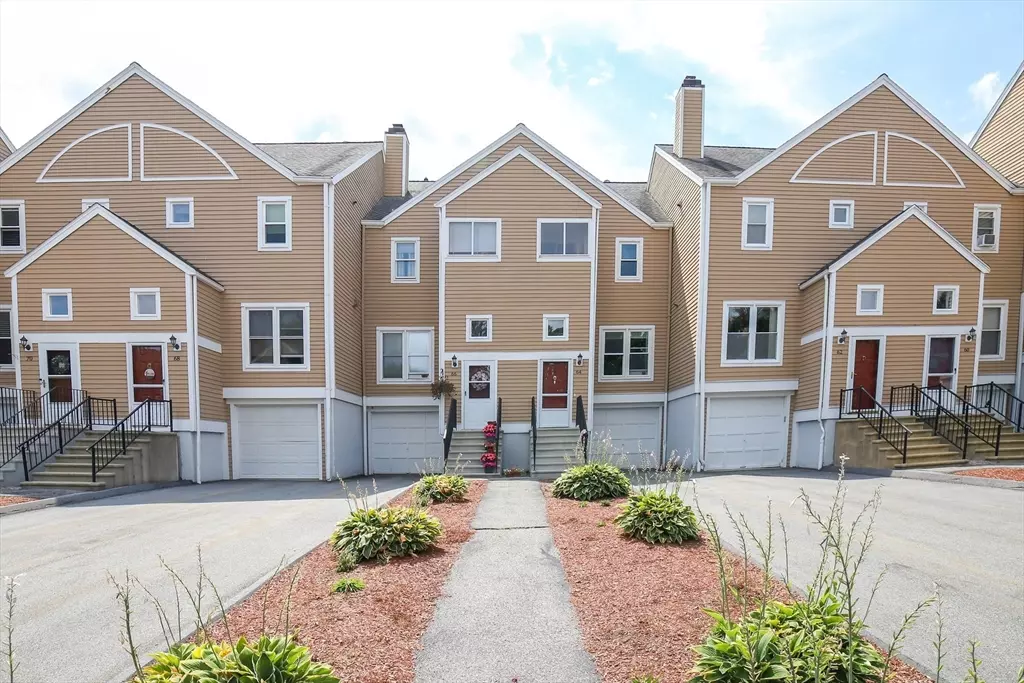 Worcester, MA 01602,64 Camelot Dr #64