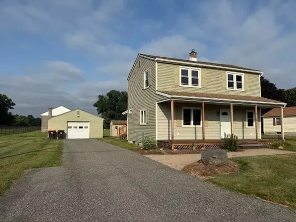Agawam, MA 01001,28 Meadow Ave