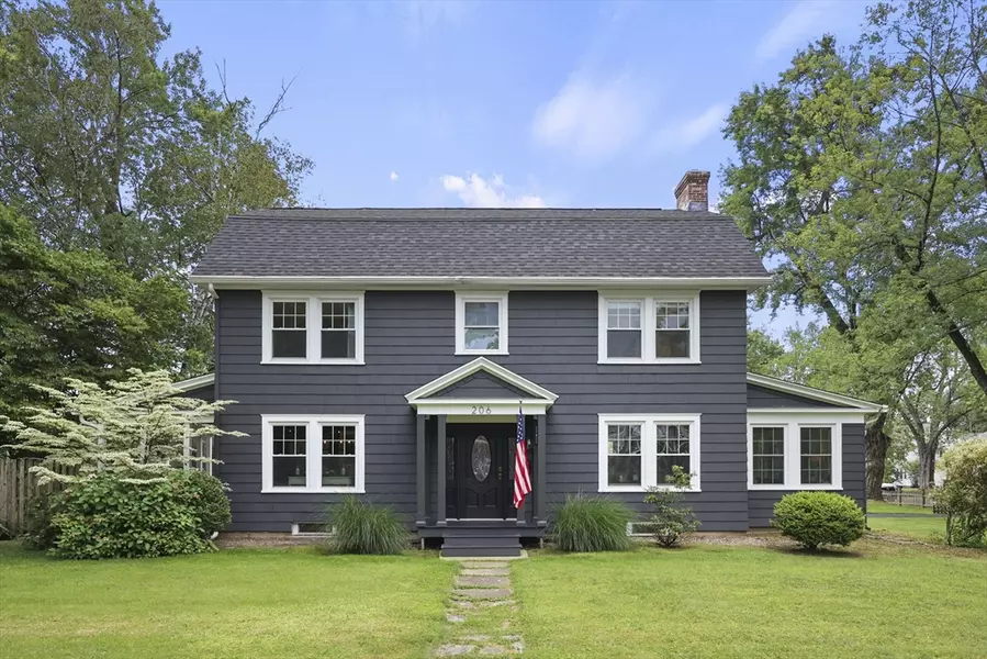 206 Dawes Ave, Pittsfield, MA 01201