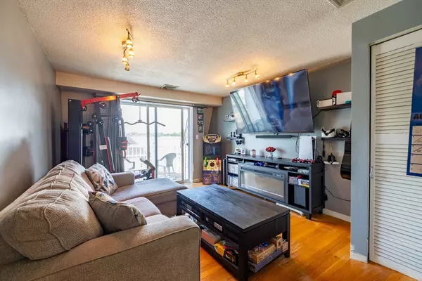 Boston, MA 02122,336 Adams #22