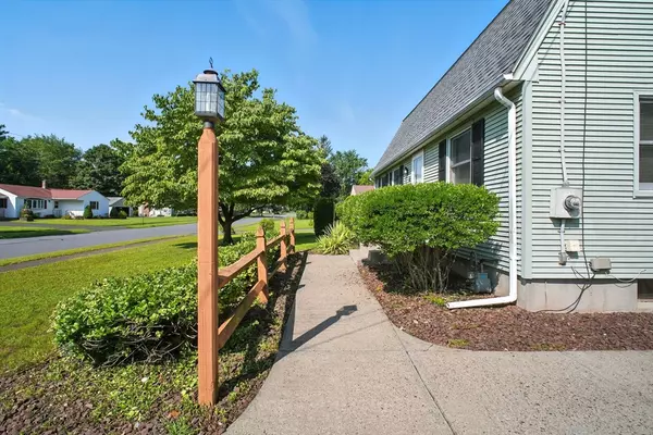 Agawam, MA 01030,14 Granger Dr