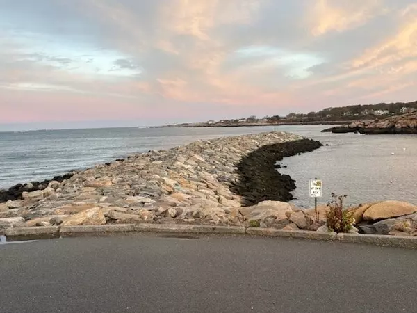 6 Highland Street #1, Rockport, MA 01966
