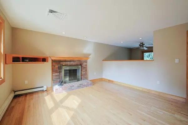 Raynham, MA 02767,1037 N Main Street