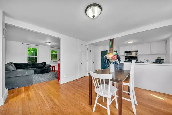 Concord, MA 01742,1687-1689 Main Street