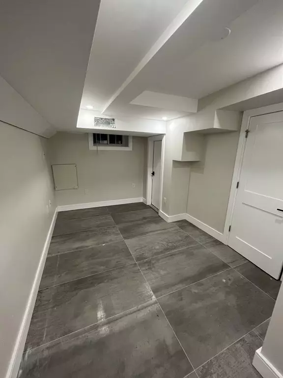 Boston, MA 02113,17 Sheafe #B