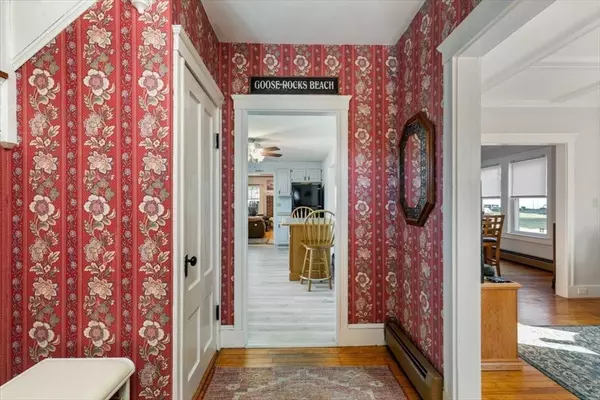 Haverhill, MA 01835,22 Vernon St.