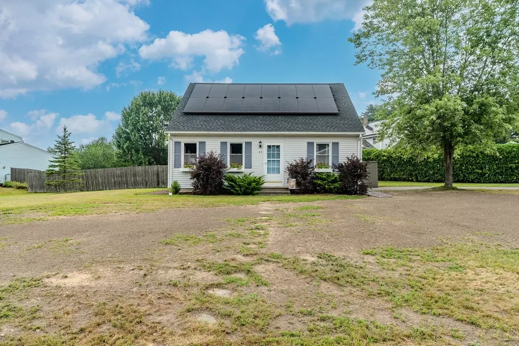 Ludlow, MA 01056,43 Elaine Dr