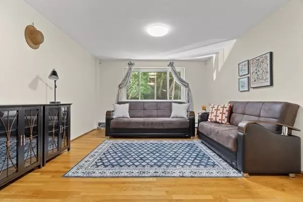 Boston, MA 02135,357 Faneuil St #12
