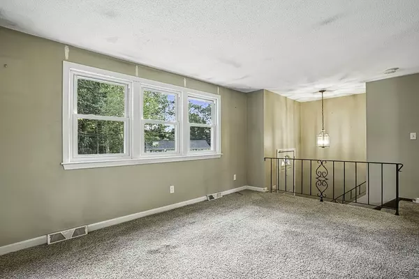 Milford, MA 01757,41 Harvard Dr