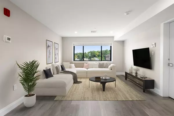329 Summit Ave #8, Boston, MA 02135