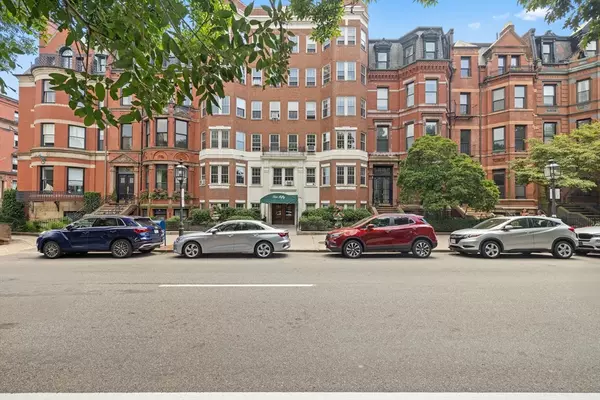 250 Commonwealth Ave #20, Boston, MA 02116